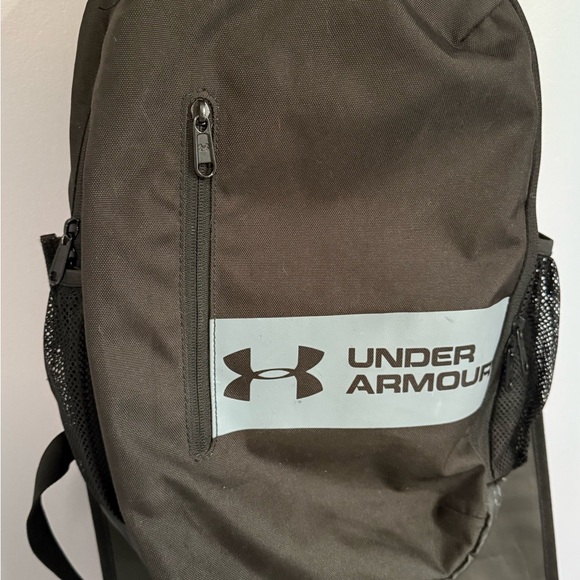 Under Armour Charcoal Gray Backpack for Men - Picture 1 of 2